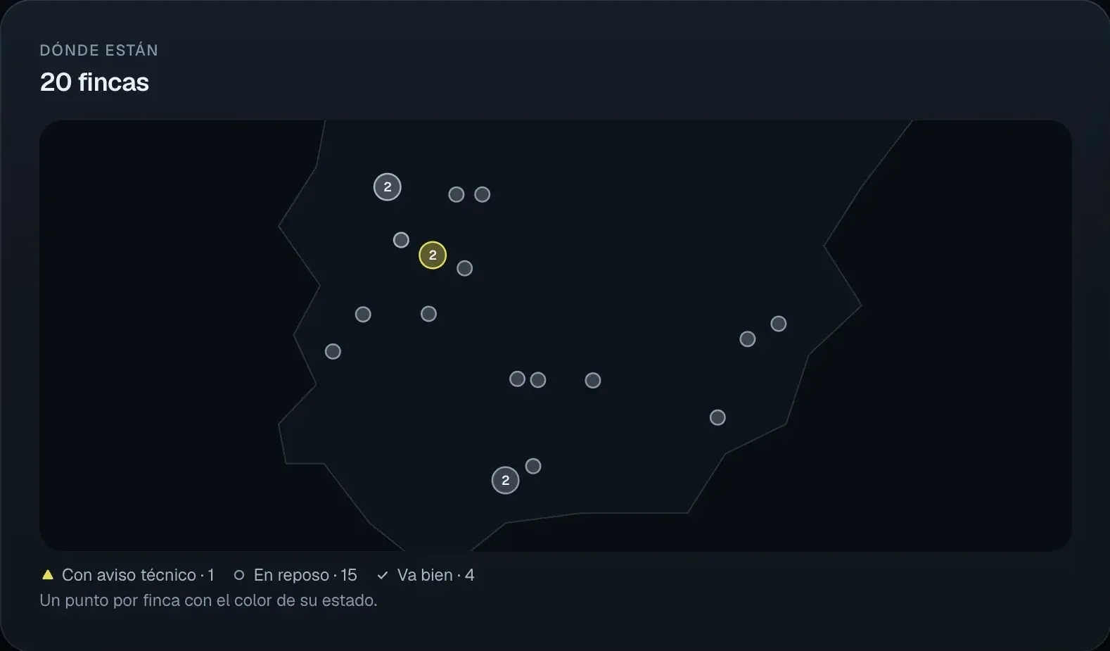 Maqueta de «Tus fincas» en SeaX View: un mapa con 20 fincas de ejemplo, cada una con el color de su estado, y el resumen de anoche: 15 avisos en 10 fincas, ninguno con intrusión, y 4 ventanas de trabajo por aprobar.